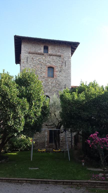 Bed and Breakfast La Torre Medioevale Marne di Filago Exterior foto