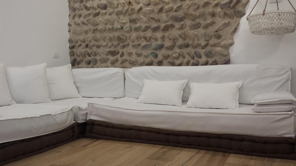 Bed and Breakfast La Torre Medioevale Marne di Filago Exterior foto