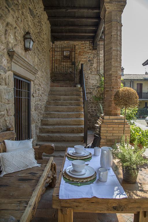 Bed and Breakfast La Torre Medioevale Marne di Filago Exterior foto