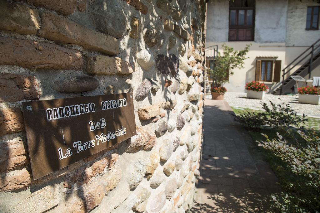 Bed and Breakfast La Torre Medioevale Marne di Filago Exterior foto
