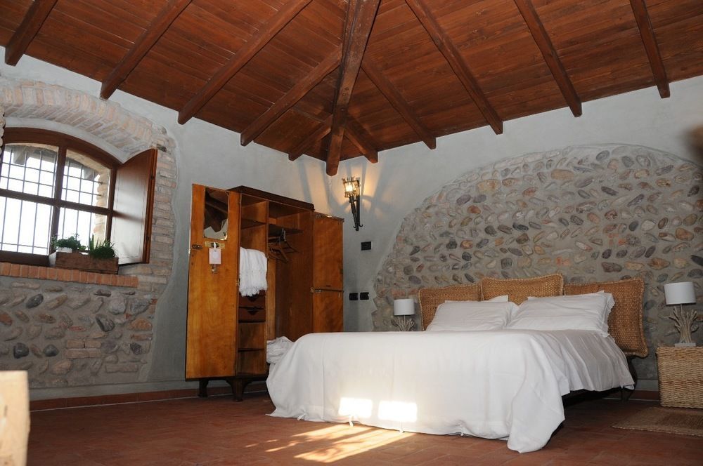 Bed and Breakfast La Torre Medioevale Marne di Filago Exterior foto